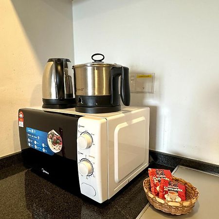 Landmark Stunning High Floor Coast View Studio #Netflix #Fast Wifi Tanjung Tokong Zewnętrze zdjęcie