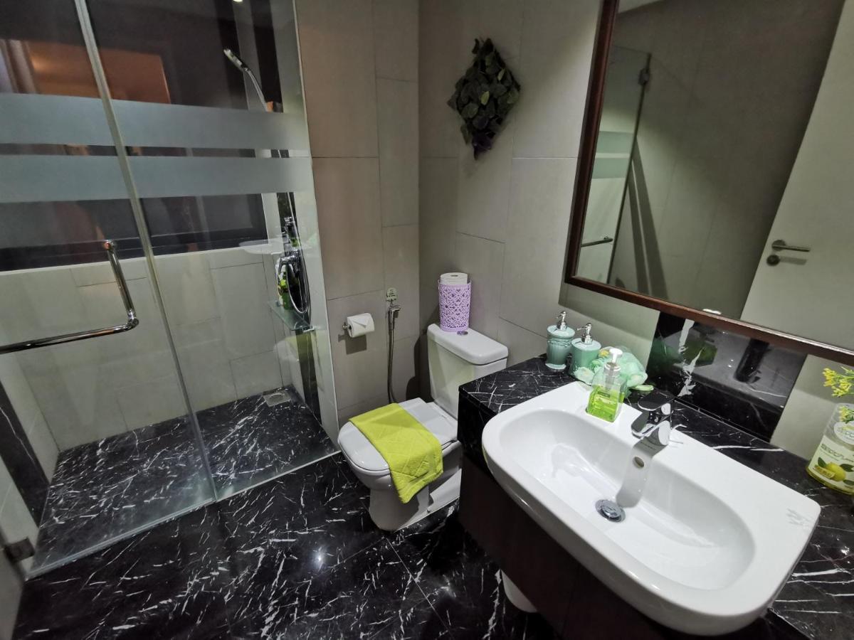 Landmark Stunning High Floor Coast View Studio #Netflix #Fast Wifi Tanjung Tokong Zewnętrze zdjęcie