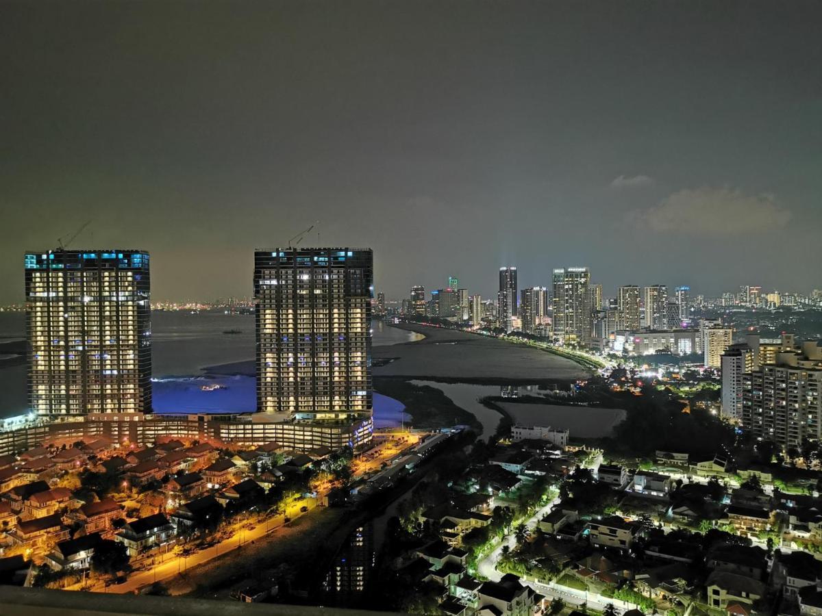 Landmark Stunning High Floor Coast View Studio #Netflix #Fast Wifi Tanjung Tokong Zewnętrze zdjęcie