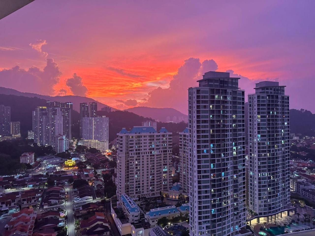 Landmark Stunning High Floor Coast View Studio #Netflix #Fast Wifi Tanjung Tokong Zewnętrze zdjęcie