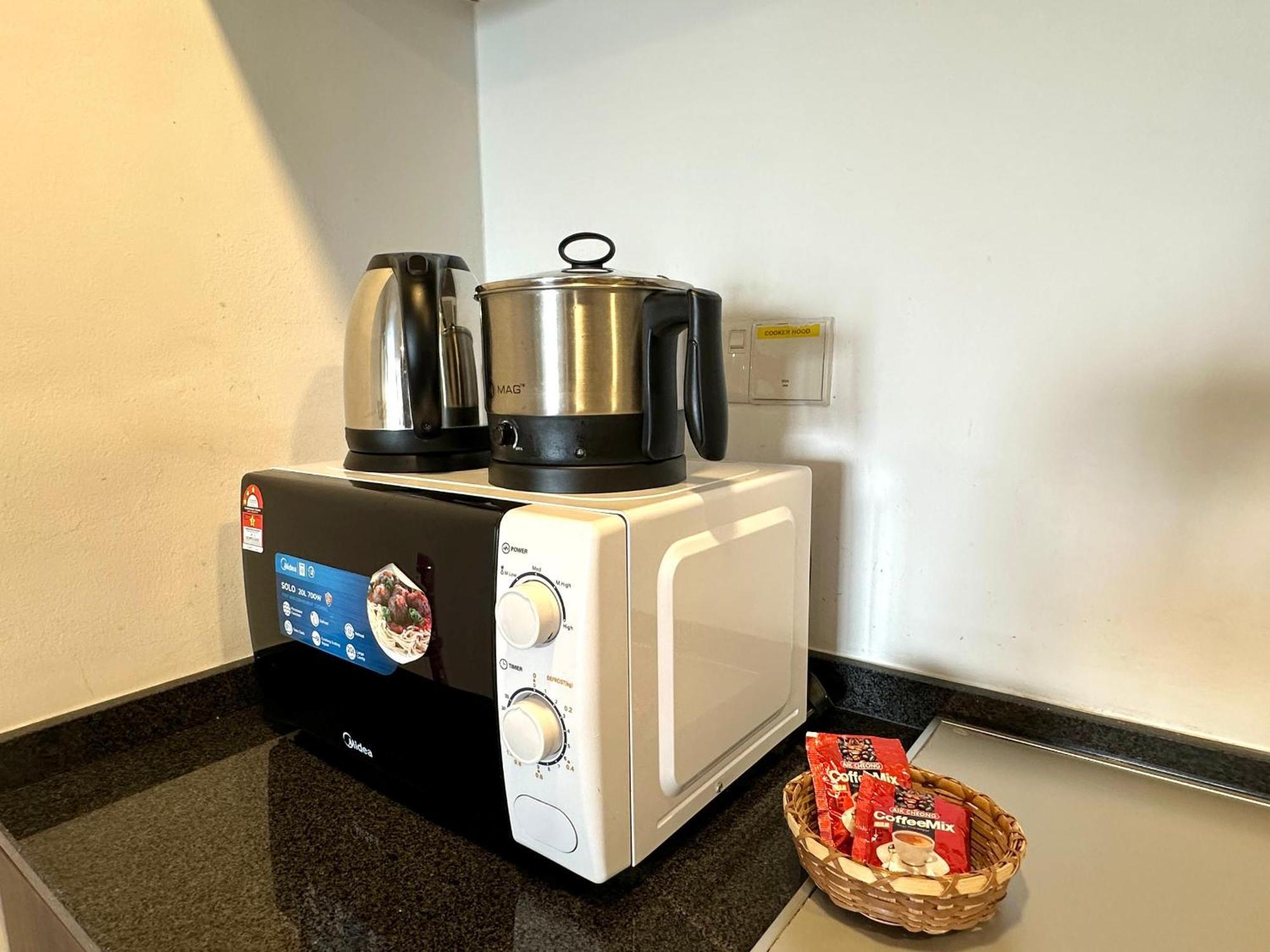 Landmark Stunning High Floor Coast View Studio #Netflix #Fast Wifi Tanjung Tokong Zewnętrze zdjęcie